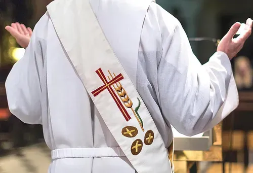 Diocese of Des Moines bars preferred pronouns, restroom access