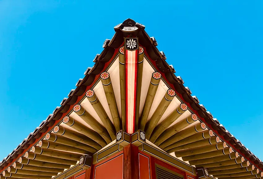 Deoksugung Palace – Photo by Cameron Martinez