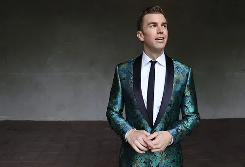 Spencer Day croons his way back to Jazz Alley 