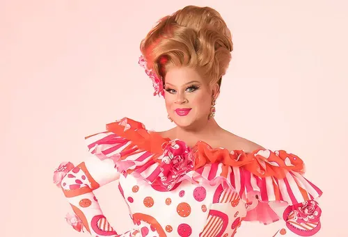 RuPauls All-Stars competitor Nina West joins the Seattle Mens Choruss Pride concert