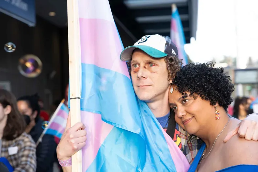 Trans survivor Andie (L). Photo by Alex Garland.
