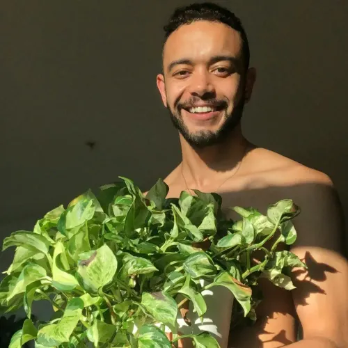 The story behind Saint Planthony, Seattle’s preeminent plant guru guy